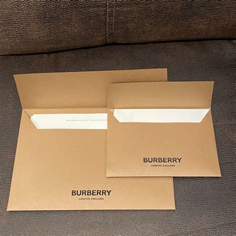 burberry envelope